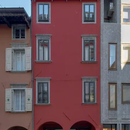 Palazzo Duomo In Center Apartment