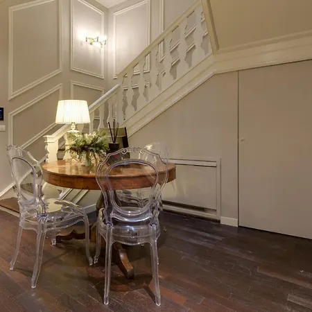 Palazzo Duomo In Center Udine